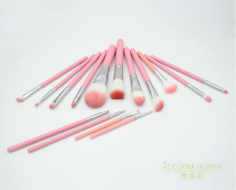 91免费国产永久入口APP能用美妝蛋清洗液洗嗎？