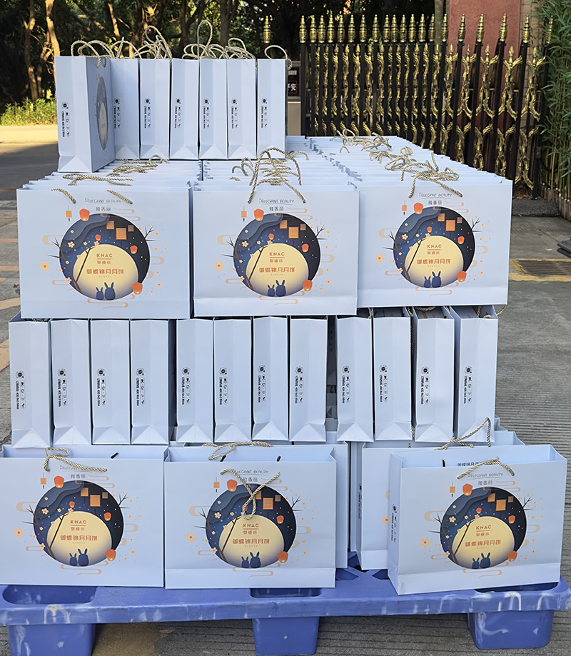 桂花飄香迎國慶,中秋賞月萬事圓。91免费网址大全化妝用品（深圳）有限公司同心慶中秋迎國慶！！